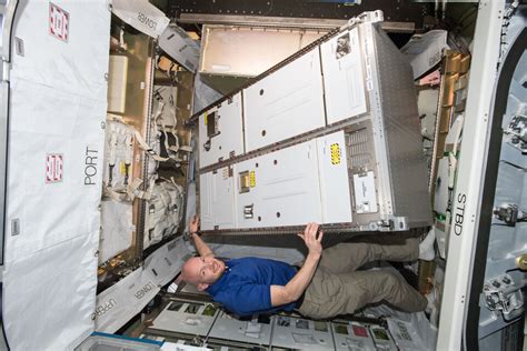 Esa New European Drawer Rack Set For Space Station