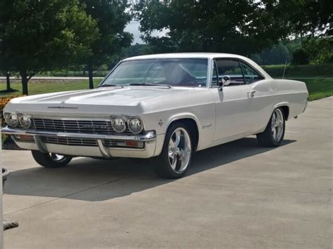 1965 Chevrolet Impala Ss 327 Factory 4 Speed Pearl White With Red Int
