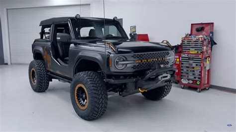 Check Out The Sema Bronco Badlands Sasquatch 2 Door Before And After
