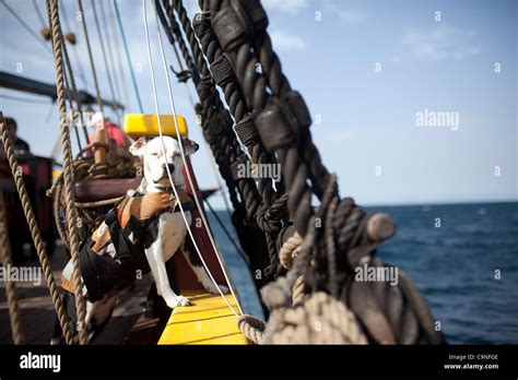 Merchant Ship 1700s Hi Res Stock Photography And Images Alamy