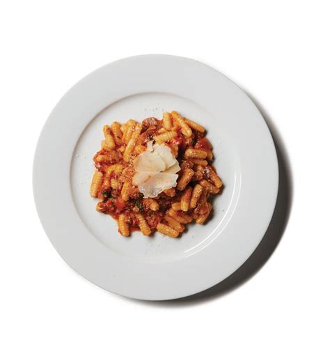 25 Best Pasta In Toronto From Agnolotti To Ziti Spicy Pork Tomato