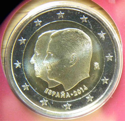 Spain 2 Euro Coin King Felipe Vi`s Succession To The Throne 2014