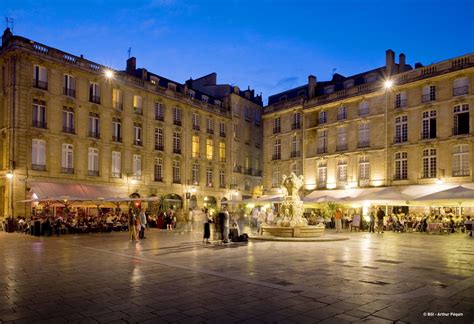 Bordeaux Place Du Parlement Sainte Catherine Bordeaux France France