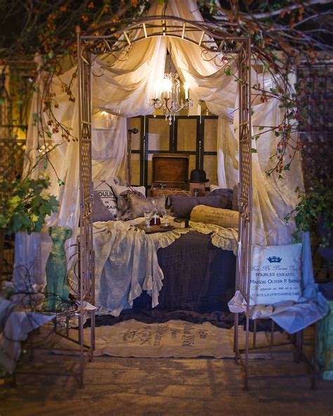 Romantic Canopy Bed Bedroom Decorating Ideas Design Corral