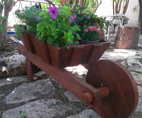 Rustic Wheelbarrow Flower Planter 6 Steps With Pictures Instructables