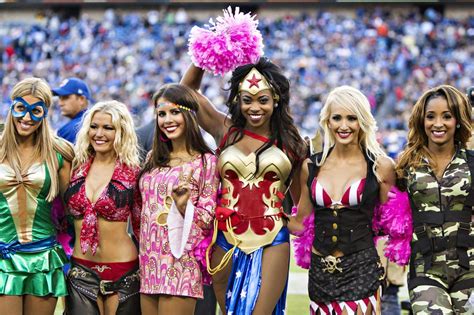 Nfl Cheerleaders Dress Up For Halloween Cheerleaders Of The Tennessee Titans Pose In Their