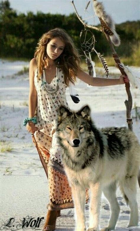 Pin By Olga Pagan On Beautiful Women Wolves And Women Wolf Love