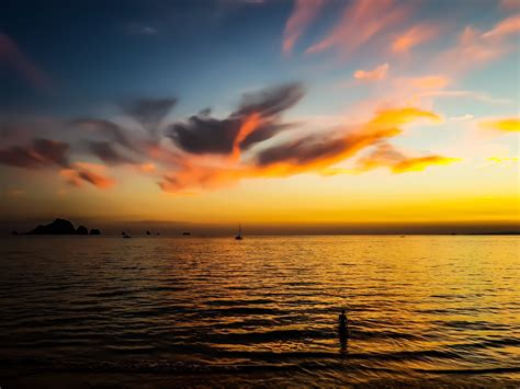 Free Images : horizon, afterglow, sunset, sea, sunrise, ocean, cloud, evening, water, dusk, calm ...