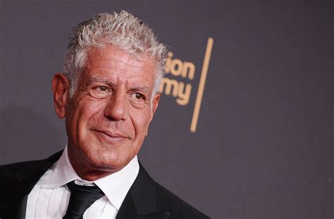 A New Anthony Bourdain Biography Reveals His Final Heartbreaking Texts