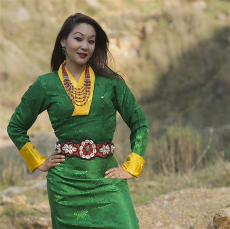 Glamour Of Tibet Tibetan Clothing Asian Fashion Fashion