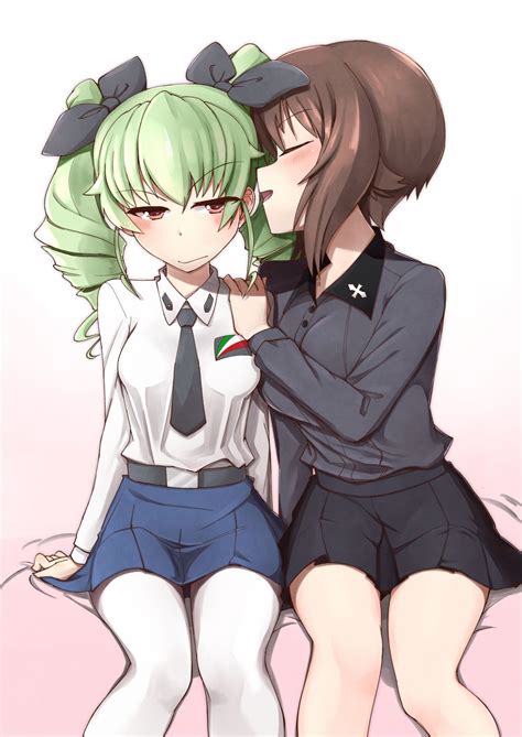 Anchovy X Maho Girls Und Panzer With Images Yuri Anime Anime