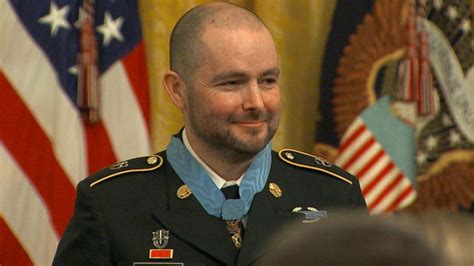 Video Army Medic Honored For Treating Soldiers While Under Enemy Fire