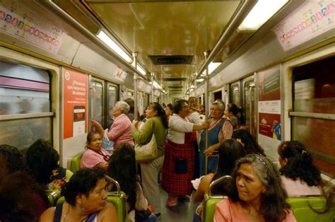 Lo Vagones Exclusivos En El Metro Funcionan O No DOBLE VOZ