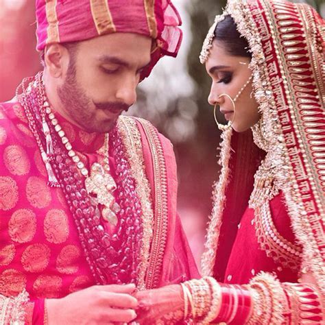 Deepika Padukone And Ranveer Singh Visit The Golden Temple On Their First Wedding Anniversary