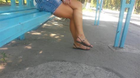 Candid Sexy Feet And Legs In Sandals At Bus Stop No Face