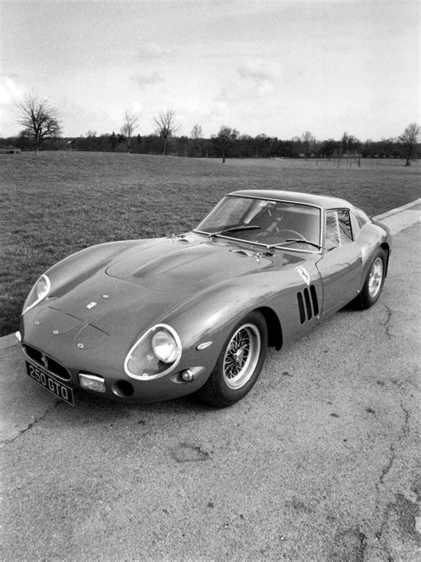 It is incorrectly referred to as a 1962 model in forza horizon. FERRARI 250 GTO specs & photos - 1962, 1963, 1964 - autoevolution