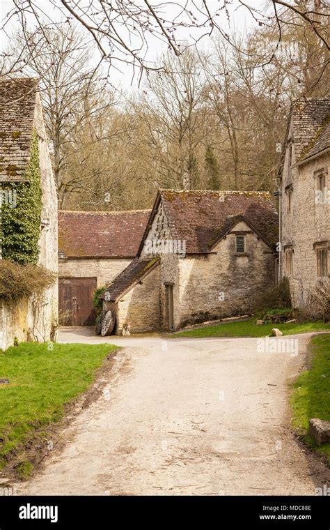 Traditional Cotswolds Stone Farmhouse With Country Lane Winding