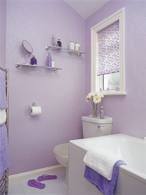 Round Bathroom Rugs In 2020 Purple Bathroom Decor Purple Bathrooms