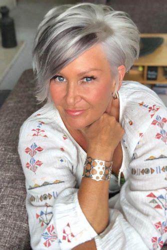 85 Incredibly Beautiful Short Haircuts For Women Over 60 In 2020 With