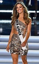 Demi-Leigh Nel-Peters won the Miss Universe 2017 beating Miss Colombia ...