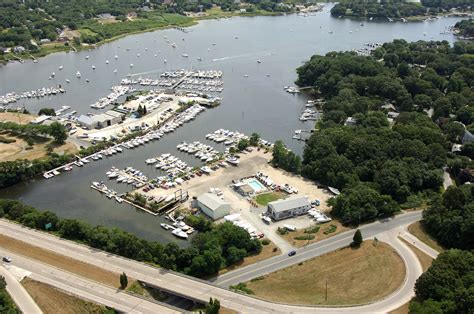 Silver Spring Marine In Wakefield Ri United States Marina Reviews