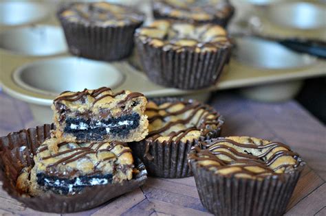 Chocolate Chip Cookie Cups Stuffed With Oreos Hugs And Cookies Xoxo