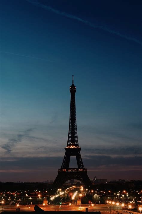 640x960 Eiffel Tower Night Time Clear Sky Iphone 4 Iphone 4s Hd 4k