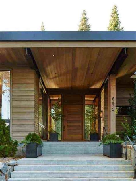 Stunning Mountain Home In Lake Tahoe Evokes Contemporary Barn Feeling