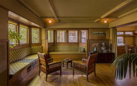 Frank Lloyd Wright House And Studio — Ala Champ