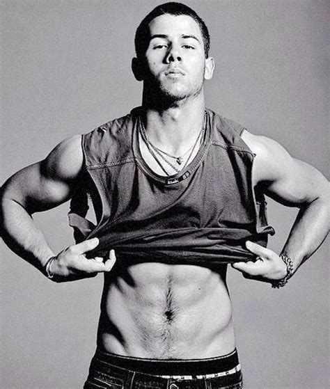 Nick Jonas Posa Desnudo Para La Revista Flaunt Magazine El Norte De