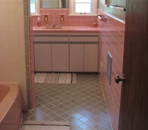 1 Mln Bathroom Tile Ideas Pink Bathroom Pink Bathroom Tiles Retro Pink Bathroom