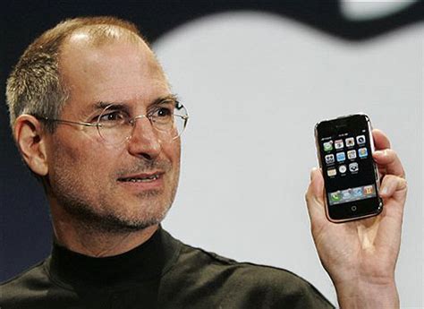 Biografia oficial de Steve Jobs será lançada no início do ano que vem