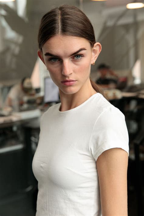 Alma Lund Unique Models