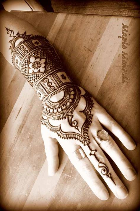 50 Spectacular Arabic Mehndi Designs Youll Love Random Talks