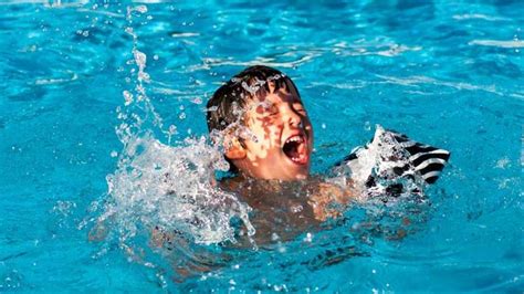 Utopení V Bazénu U Dětí Jak Se Jim Vyhnout Matky Dnes
