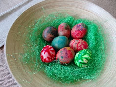 Cooking hard boiled eggs can be a tedious, temperamental process. Easter Craft Idea: 3 Ways to Decorate Boiled Eggs - Be A ...