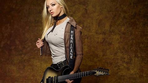 Nita Strauss These Are The Best Guitar Strings Ever Im Obsessed With