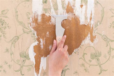 How To Make And Use Homemade Wallpaper Remover