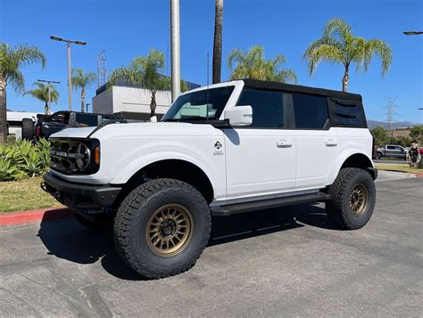 2021 Bronco Mid Travel Kit Solo Motorsports