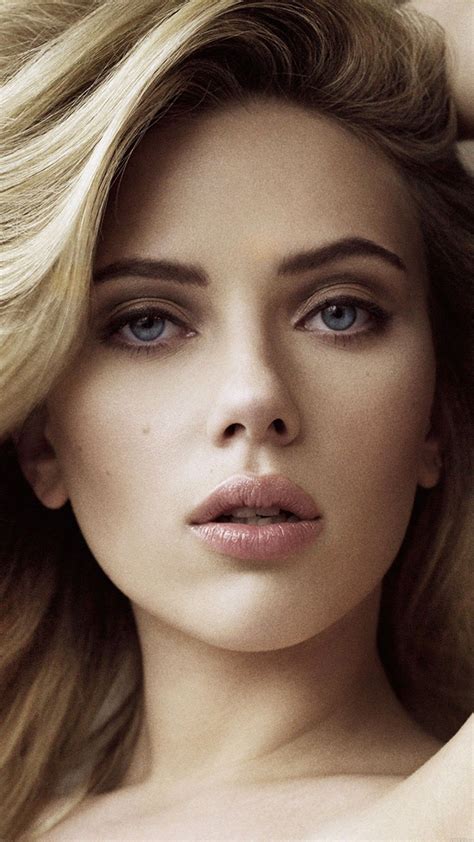 Scarlett Johansson Face Shape