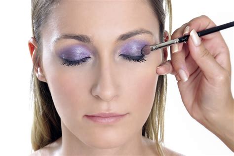 Makeup Looks For Dark Blue Dress What Eye Makeup Goes With A Navy