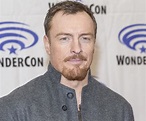 Toby Stephens Biography - Facts, Childhood, Family Life & Achievements