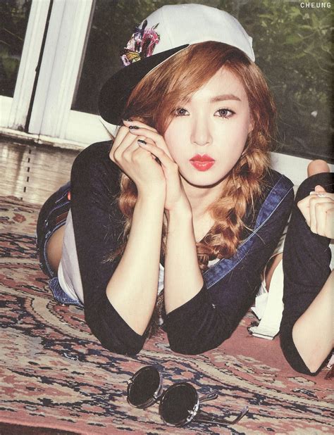 Scans Tiffany Holler Photobook Girls Generation SNSD Photo