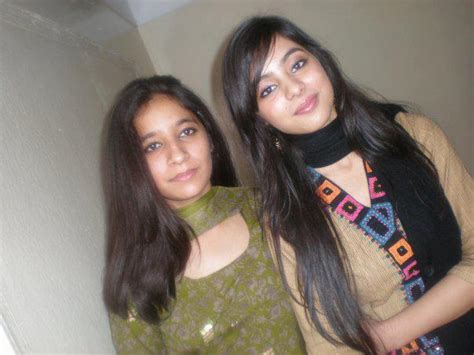 Hot Desi Sexy Indian School Girl Muslim Woman Salwar Kameez Jeans Skirt