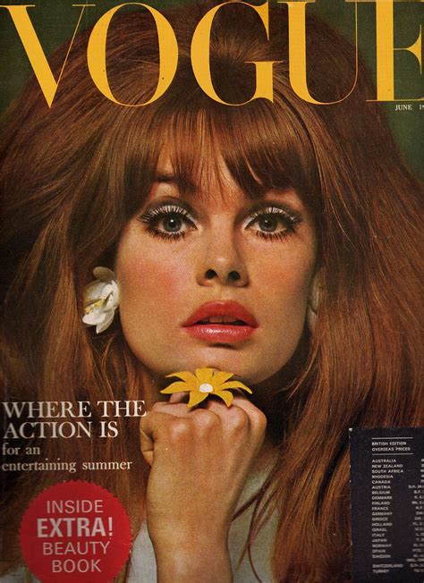 Vogue June 1965 Vogue Magazine Covers Fashion Magazine Cover