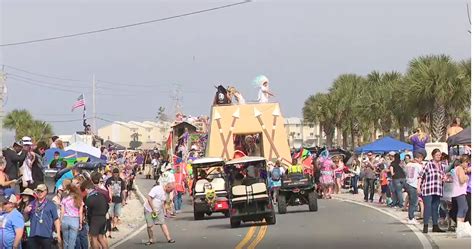 33rd Annual Navarre Beach Mardi Gras Parade Underway Wear