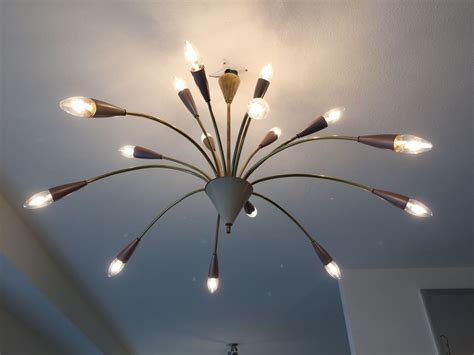 El conflicto se suma a otros que se activaron en la zona de la angostura y tuscapujllo en sacaba. Sputnik-Lampe von 1955 | Elastique Zürich | Vintage Möbel ...