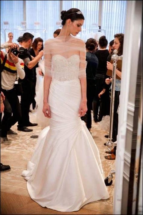 Brautkleid florine brautkleid kurz alternativ mit spitze. Hochzeitskleid Alternativ | Hochzeitskleid alternativ ...