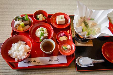 What is traditional japanese food? 21 Things You Should Know About Japanese Food | Ever In ...