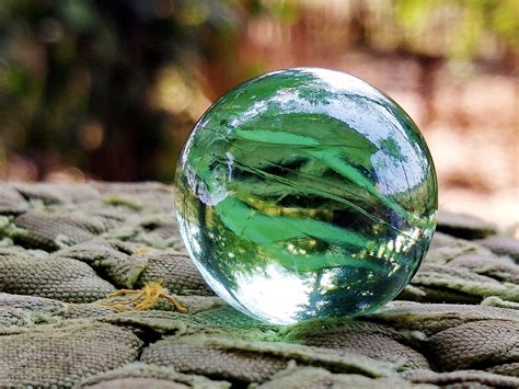 A Glass Ball Pixahive